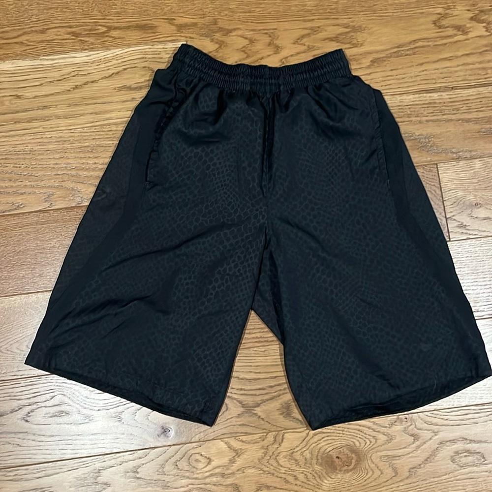 Men’s Kobe Black Mamba Basketball Shorts Size Small